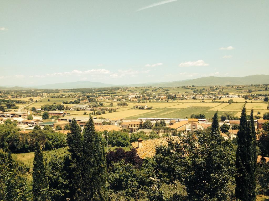 Tre Girasoli Monte San Savino Exterior photo